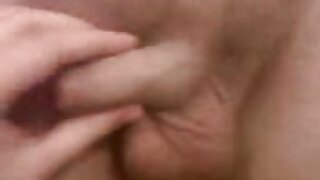 Rikki Six-ը իր փոքրիկ բերանում տաք ճարման համ է զգում